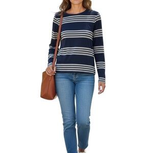 Old Navy women’s Striped Long Sleeve Tee - Navy and White size Small NWT